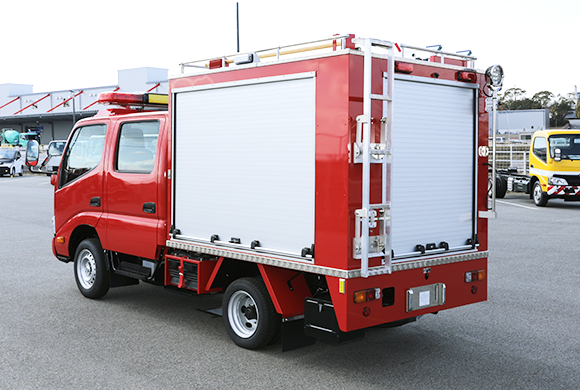 普通消防車 バック